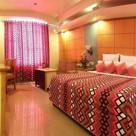 Rāipur Hotel Grand International מראה חיצוני תמונה