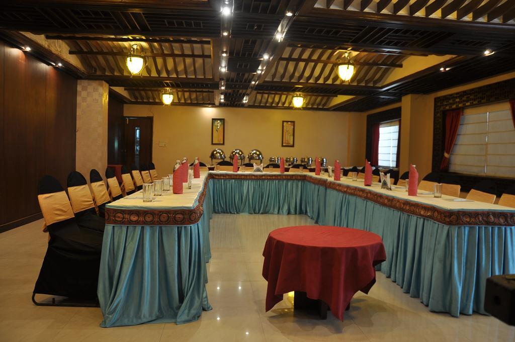 Rāipur Hotel Grand International מראה חיצוני תמונה
