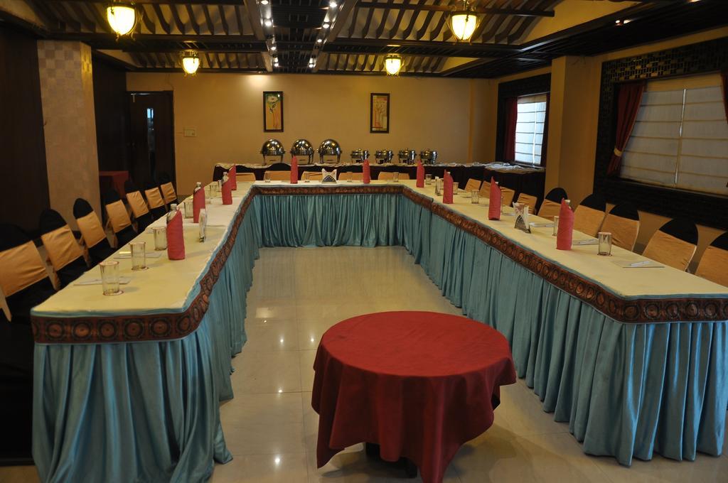 Rāipur Hotel Grand International מראה חיצוני תמונה