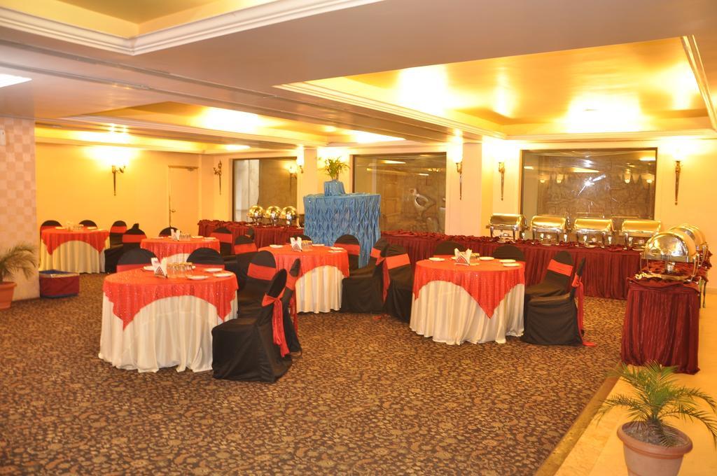 Rāipur Hotel Grand International מראה חיצוני תמונה